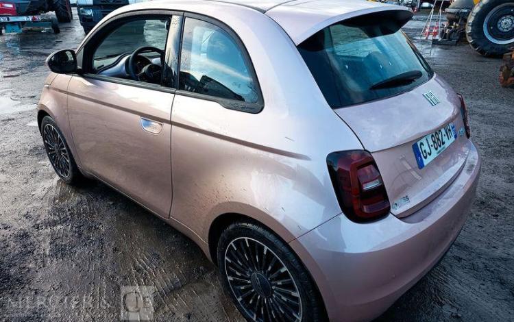 FIAT 500E ELECTRIC 120 58PPM 42KW CHAMPAGNE GJ-882-VH