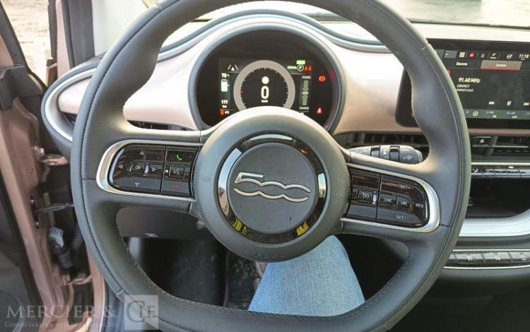 FIAT 500E ELECTRIC 120 58PPM 42KW CHAMPAGNE GJ-882-VH