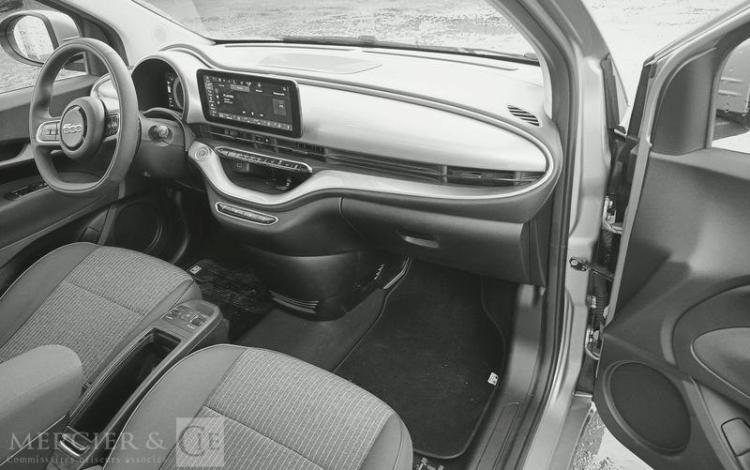 FIAT 500E ELECTRIC 120 58PPM 42KW CHAMPAGNE GJ-882-VH