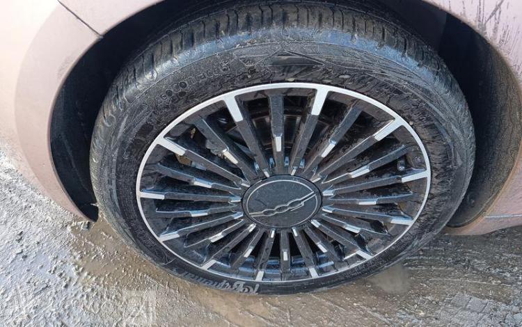 FIAT 500E ELECTRIC 120 58PPM 42KW CHAMPAGNE GJ-882-VH