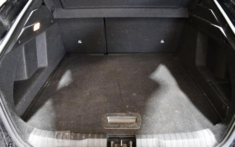 RENAULT ARKANA RS LINE E-TECH HYBRIDE 145 NOIR GK-066-YX