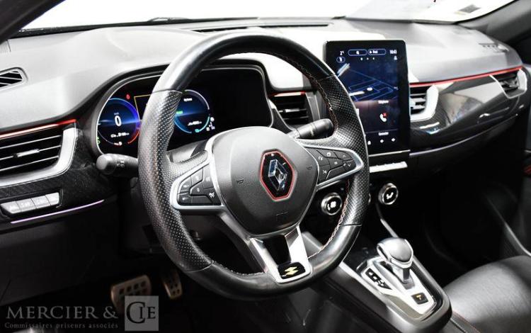 RENAULT ARKANA RS LINE E-TECH HYBRIDE 145 NOIR GK-066-YX