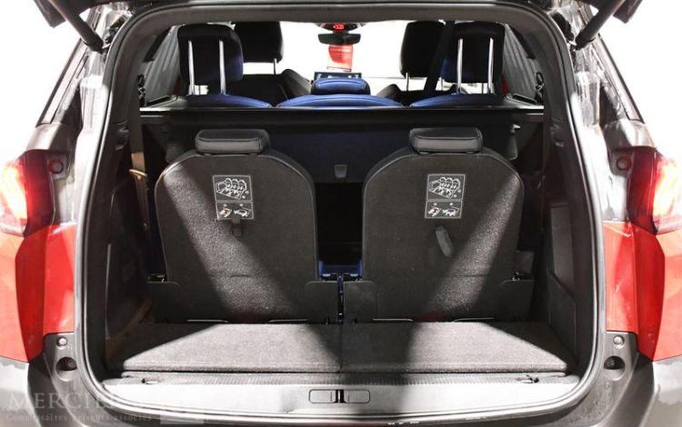 PEUGEOT 5008 GT PACK PURE TECH 180 ROUGE GK-511-SL