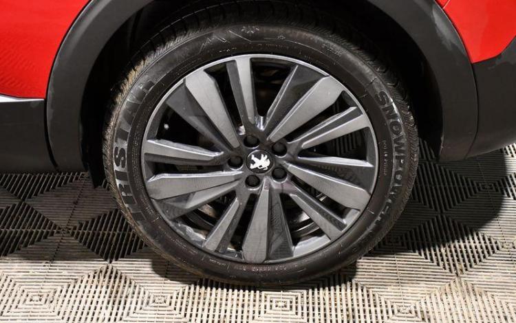 PEUGEOT 5008 GT PACK PURE TECH 180 ROUGE GK-511-SL