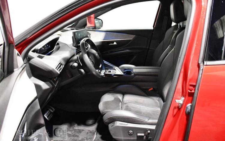 PEUGEOT 5008 GT PACK PURE TECH 180 ROUGE GK-511-SL