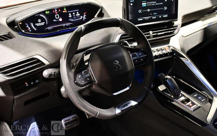 PEUGEOT 5008 GT PACK PURE TECH 180 ROUGE GK-511-SL
