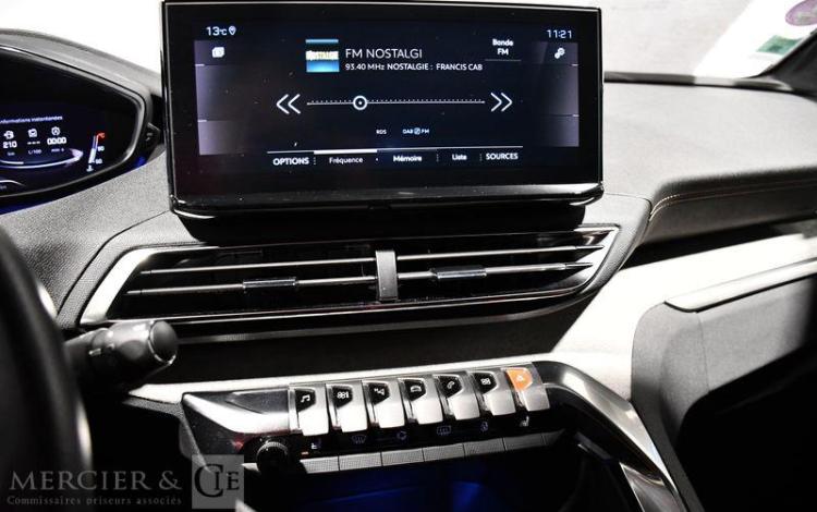 PEUGEOT 5008 GT PACK PURE TECH 180 ROUGE GK-511-SL