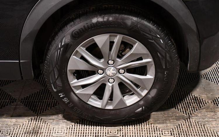 PEUGEOT 2008 ACTIVE PACK PURE TECH NOIR GL-213-YV