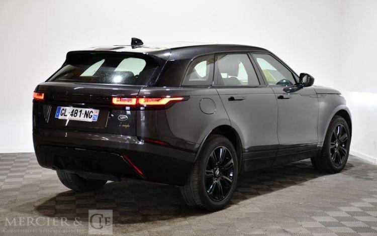 LAND ROVER VELAR 2.0 P400E 404ch PHEV R-DYNAMIC SE BVA NOIR GL-481-NG