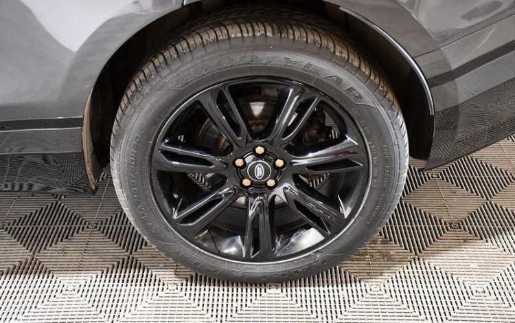 LAND ROVER VELAR 2.0 P400E 404ch PHEV R-DYNAMIC SE BVA NOIR GL-481-NG