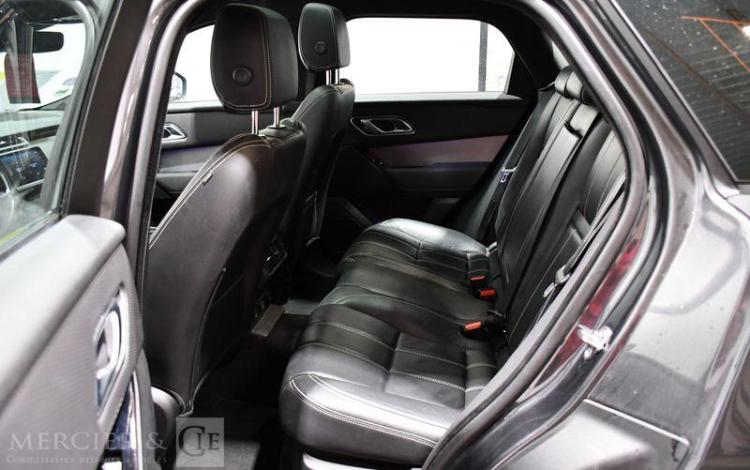 LAND ROVER VELAR 2.0 P400E 404ch PHEV R-DYNAMIC SE BVA NOIR GL-481-NG