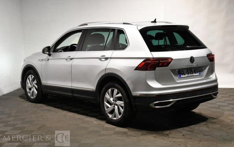 VOLKSWAGEN TIGUAN 2,0 TDI 150CH DSG7 GRIS GL-515-KY