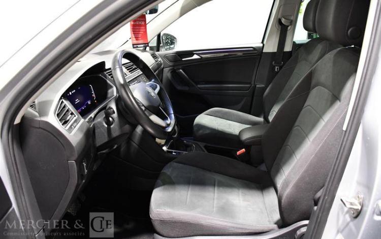 VOLKSWAGEN TIGUAN 2,0 TDI 150CH DSG7 GRIS GL-515-KY
