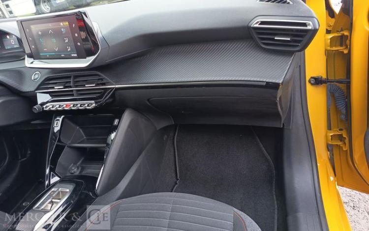 PEUGEOT e-208 ACTIVE JAUNE GL-705-KL