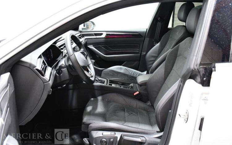 VOLKSWAGEN ARTEON R-LINE 2,0 TSI 190CH DSG7 BLANC GM-625-WZ