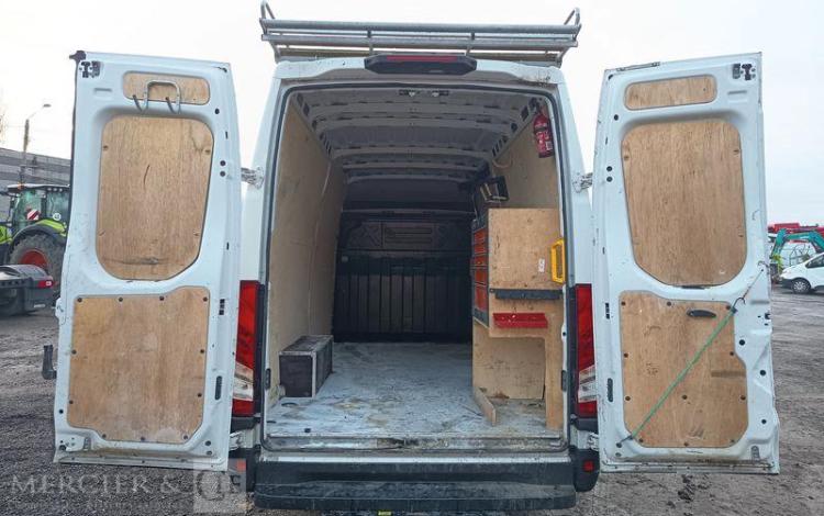 IVECO DAILY VI Fourgon Phase 3 35S18 3.0 D 16V Hi-Matic 175 cv Boîte auto – ANNEE 2023 BLANC GM-740-ZM