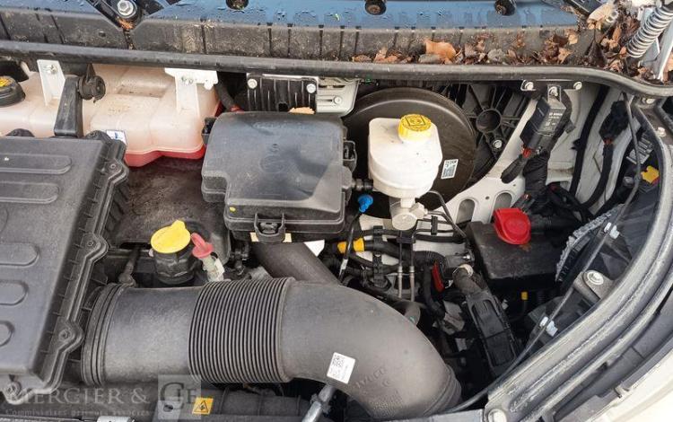 IVECO DAILY VI Fourgon Phase 3 35S18 3.0 D 16V Hi-Matic 175 cv Boîte auto – ANNEE 2023 BLANC GM-740-ZM