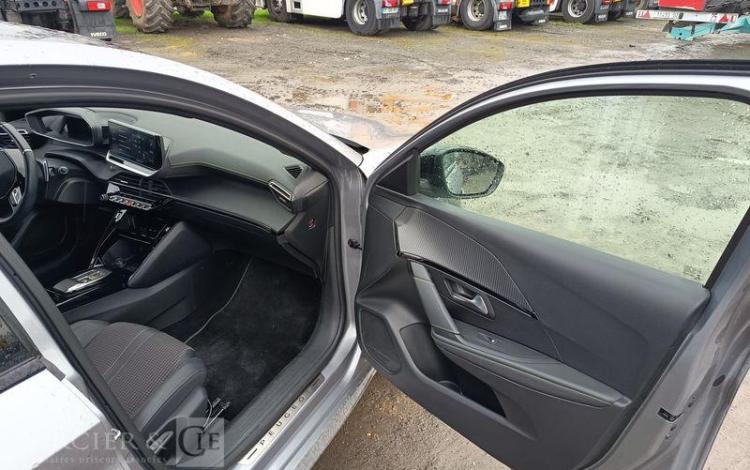 PEUGEOT 208 GT PURE TECH 130S&S EAT8 GRIS GM-977-LK