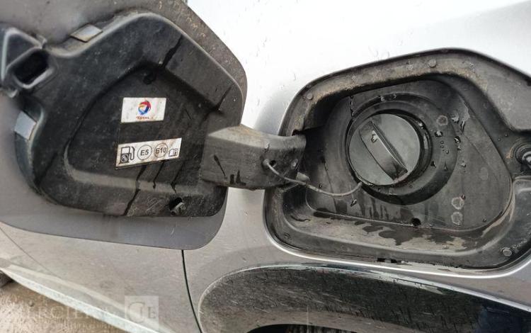 PEUGEOT 208 GT PURE TECH 130S&S EAT8 GRIS GM-977-LK