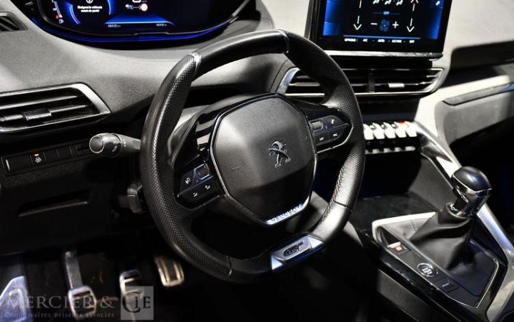 PEUGEOT 5008 GT PURE TECH 130 S&S BLUEHDI GRIS GN-066-MQ