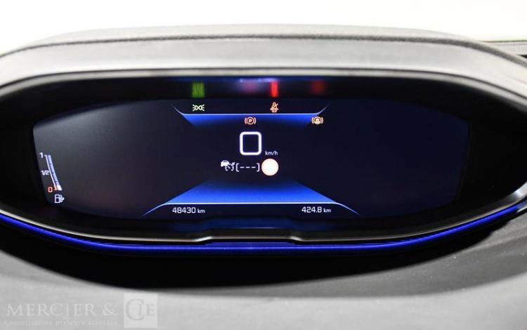PEUGEOT 5008 GT PURE TECH 130 S&S BLUEHDI GRIS GN-066-MQ