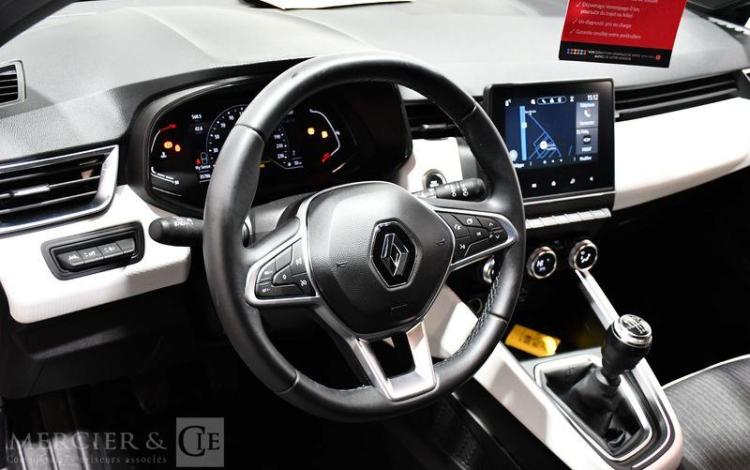 RENAULT CLIO V 1,0 TCE 90CH TECHNO NOIR GN-227-SQ