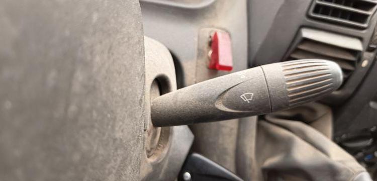 FIAT DUCATO 2,3 JTD 110CV AVEC PLATEAU – DIESEL – 161224 KMS – ANNEE 2004 BLANC GN-373-NL