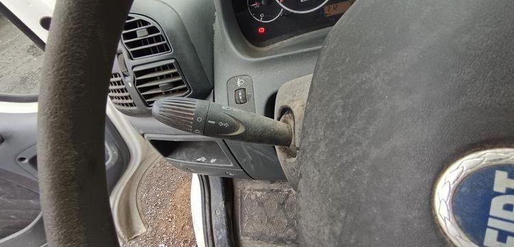 FIAT DUCATO 2,3 JTD 110CV AVEC PLATEAU – DIESEL – 161224 KMS – ANNEE 2004 BLANC GN-373-NL