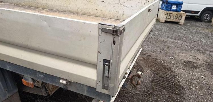 FIAT DUCATO 2,3 JTD 110CV AVEC PLATEAU – DIESEL – 161224 KMS – ANNEE 2004 BLANC GN-373-NL