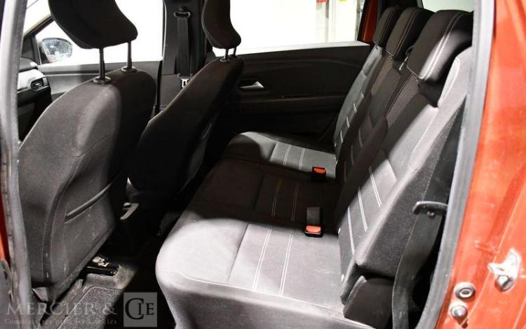 DACIA JOGGER CONFORT TCE 110 7PL BORDEAUX GN-522-BX