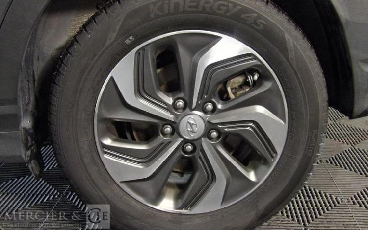 HYUNDAI KONA BUSINESS GRIS GN-961-HX