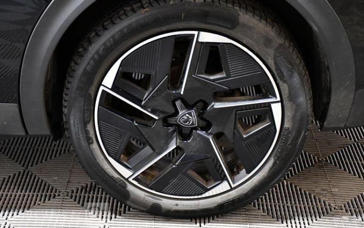 PEUGEOT 408 GT PURE TECH 130 S&S NOIR GP-491-FV