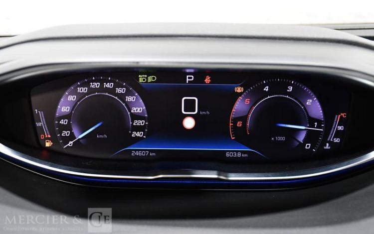 PEUGEOT 5008 BLUEHDI 130CH S&S EAT8 ALLURE PACK GRIS GP-688-MF