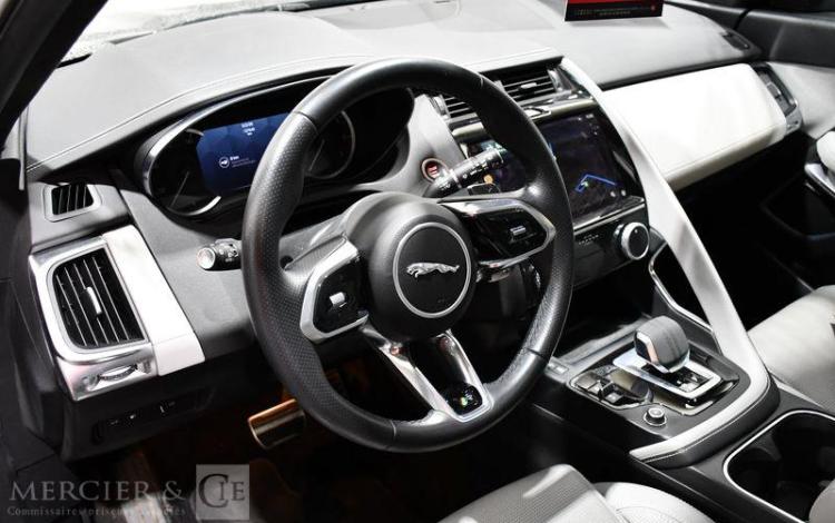 JAGUAR e-PACE 1.5 P300E 309H 200 PHEV R-DYNAMIC HSE AWD BVA NOIR GQ-220-NV
