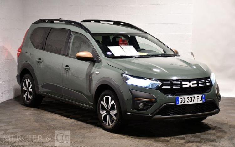 DACIA JOGGER EXTREME+ TCE 110 7PL VERT GQ-337-FJ
