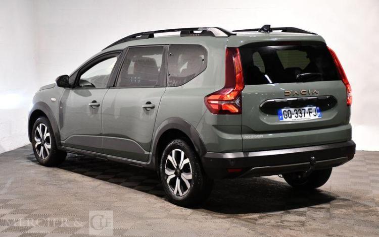 DACIA JOGGER EXTREME+ TCE 110 7PL VERT GQ-337-FJ