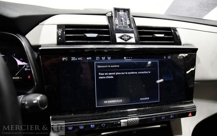 DS DS7 1.6 225H 180ch PHEV OPERA EAT BLANC GR-759-YK