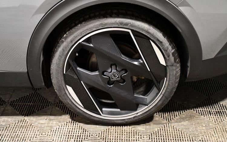 PEUGEOT 408 1,6 225H 180 HYBRID PHEV GRIS GS-035-MN