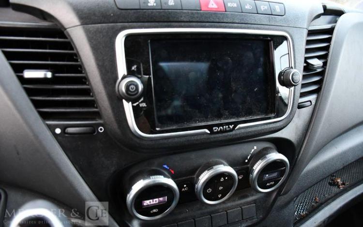 IVECO DAILY CAB 3,0 BLANC GS-178-HA