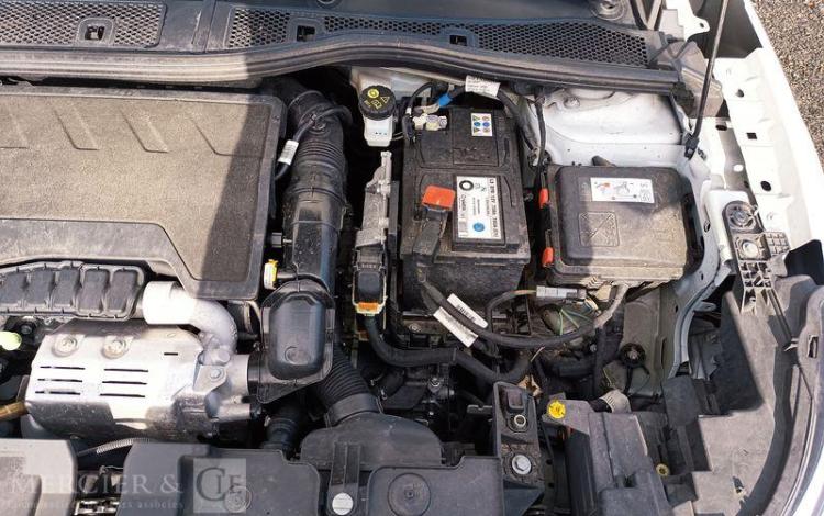 CITROEN C4 PLUS PURE TECH 130 S&S EAT8 FEEL PACK BLANC GS-207-LK