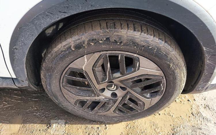 CITROEN C4 PLUS PURE TECH 130 S&S EAT8 FEEL PACK BLANC GS-207-LK