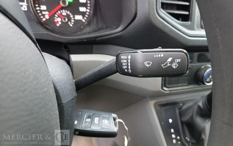 VOLKSWAGEN CRAFTER FOURGON 2.0 TDI 175ch 3t5 L4H3 FWD BVA – DIESEL – 23441 KMS – ANNEE 2023 BLANC GS-640-KQ
