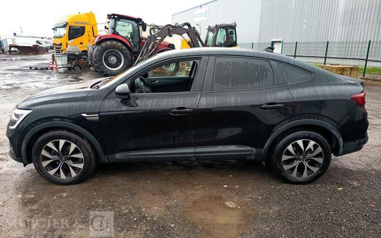 RENAULT ARKANA EVOLUTION MILD HYBRID 140 EDC 22 NOIR GV-868-QH