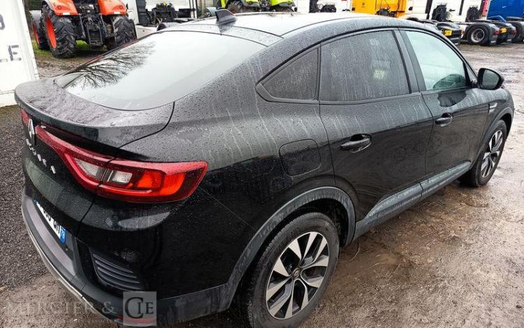 RENAULT ARKANA EVOLUTION MILD HYBRID 140 EDC 22 NOIR GV-868-QH