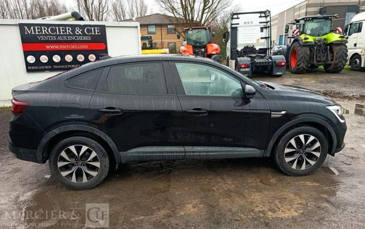RENAULT ARKANA EVOLUTION MILD HYBRID 140 EDC 22 NOIR GV-868-QH