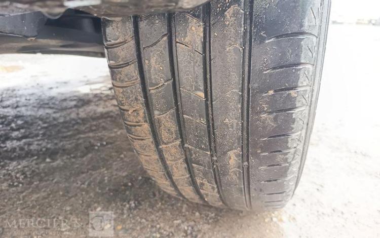 RENAULT ARKANA EVOLUTION MILD HYBRID 140 EDC 22 NOIR GV-868-QH