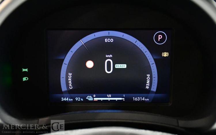 FIAT 600 ELECTRIQUE 54 KWH RED NOIR GV-939-QT