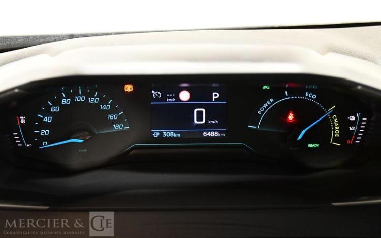 PEUGEOT e-2008 ACTIVE GRIS GW-070-SL