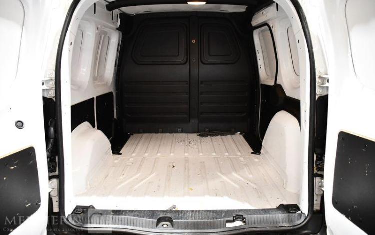 RENAULT KANGOO GD CONFORT BLUE DCI 95 BLANC GW-143-BH