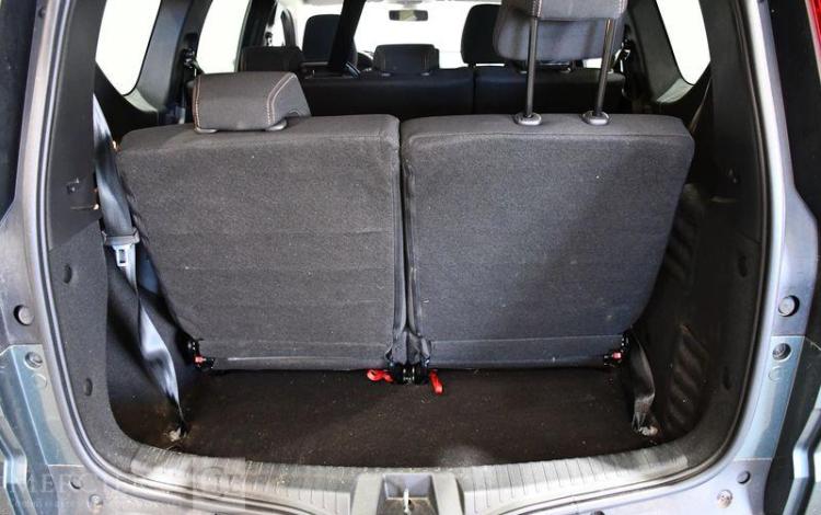 DACIA JOGGER VERT GW-303-XH